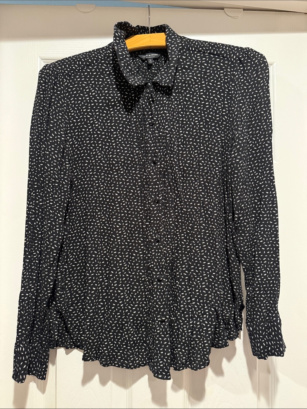 Lucky Brand- Women’s Black Patterned Long-Sleeve Button-Up Shirt